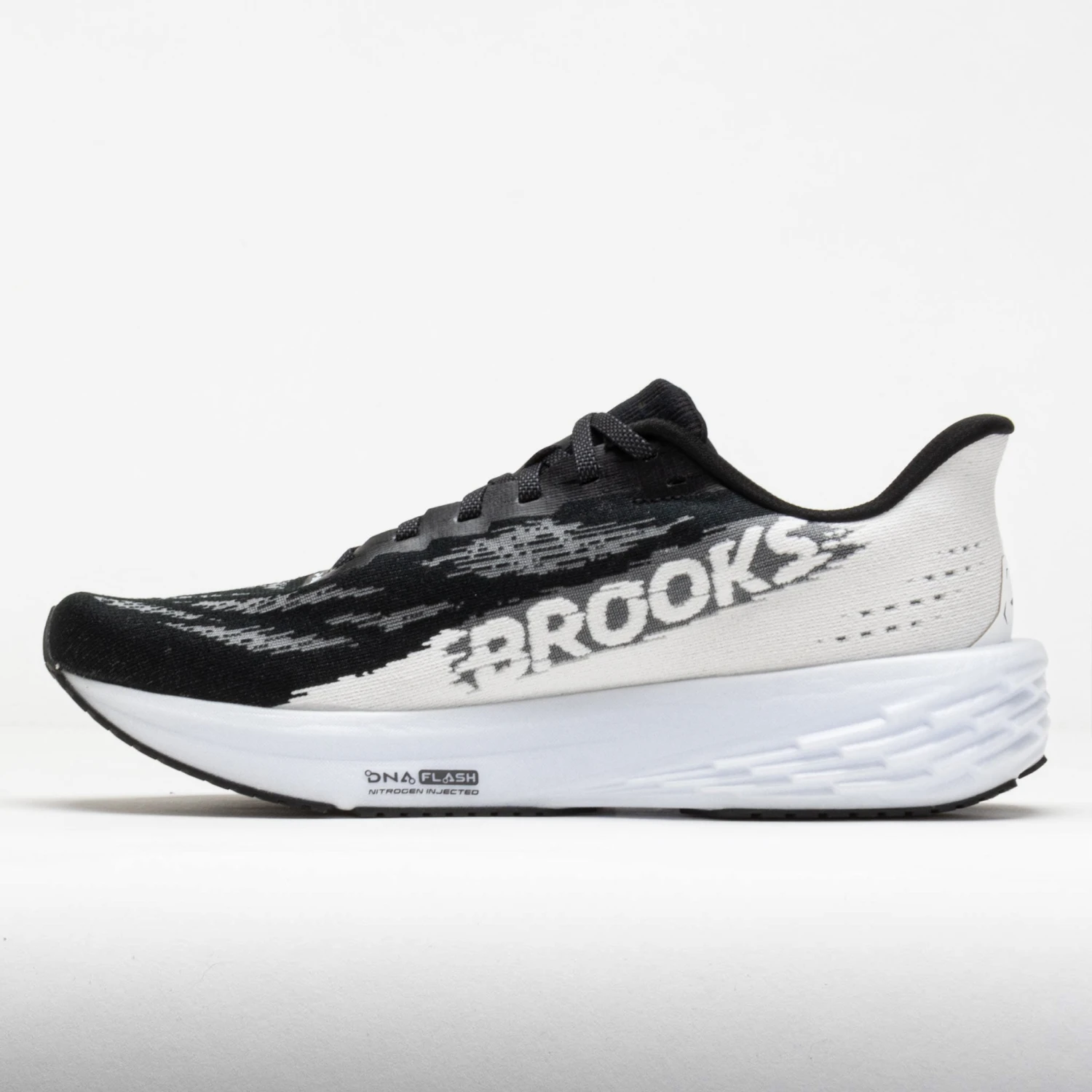 Brooks Launch 11 Men's Black/White 2 Brooks Launch 11 Men's Black/White - Image 2