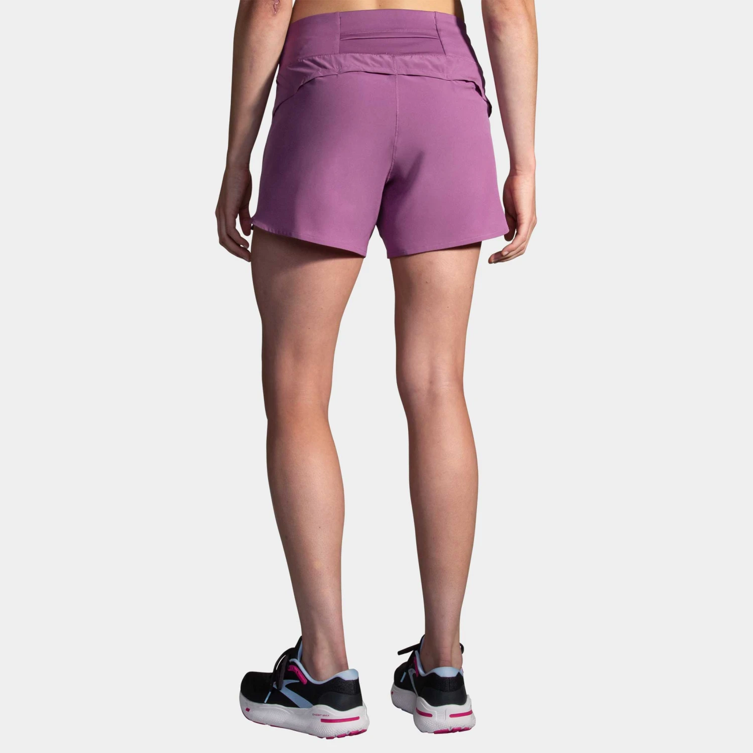 Brooks Chaser 5" Shorts Women's 10 Brooks Chaser 5" Shorts Women's - Image 10