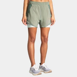 Brooks Chaser 5" 2-in-1 Shorts Women's 22 Brooks Chaser 5" 2-in-1 Shorts Women's -BROOKS Store 056804 326 1