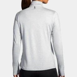 Brooks Dash 1/2 Zip 2.0 Women's 19 Brooks Dash 1/2 Zip 2.0 Women's -BROOKS Store 057287 030 2