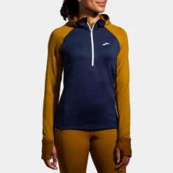 Brooks Notch Thermal Hoodie 2.0 Women's 26 Brooks Notch Thermal Hoodie 2.0 Women's -BROOKS Store 057290 398 1