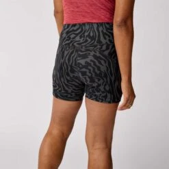 Brooks Spark 5" Short Tight Women's 13 Brooks Spark 5" Short Tight Women's -BROOKS Store 057589 073 2