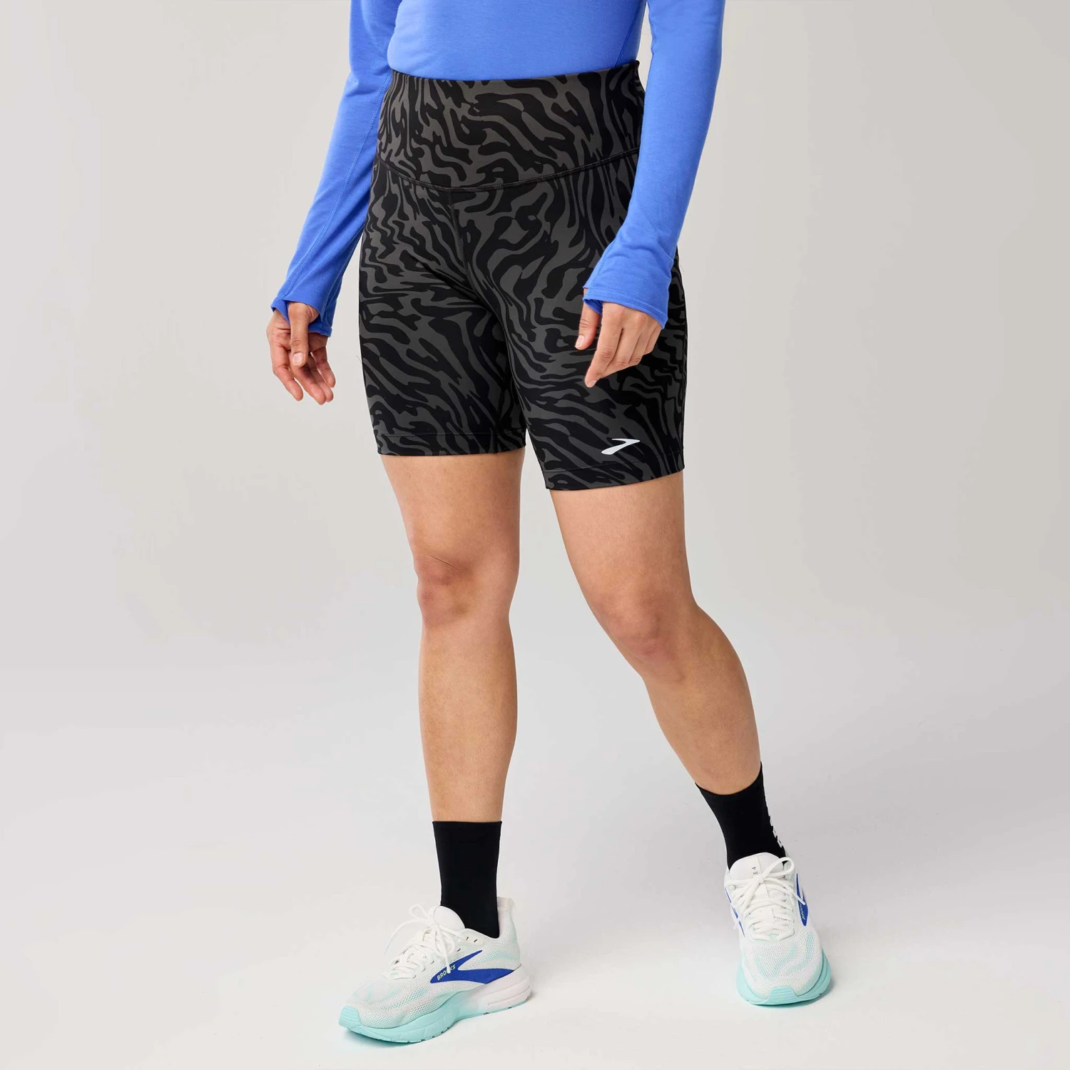 Brooks Spark 8" Short Tight Women's 7 Brooks Spark 8" Short Tight Women's - Image 7