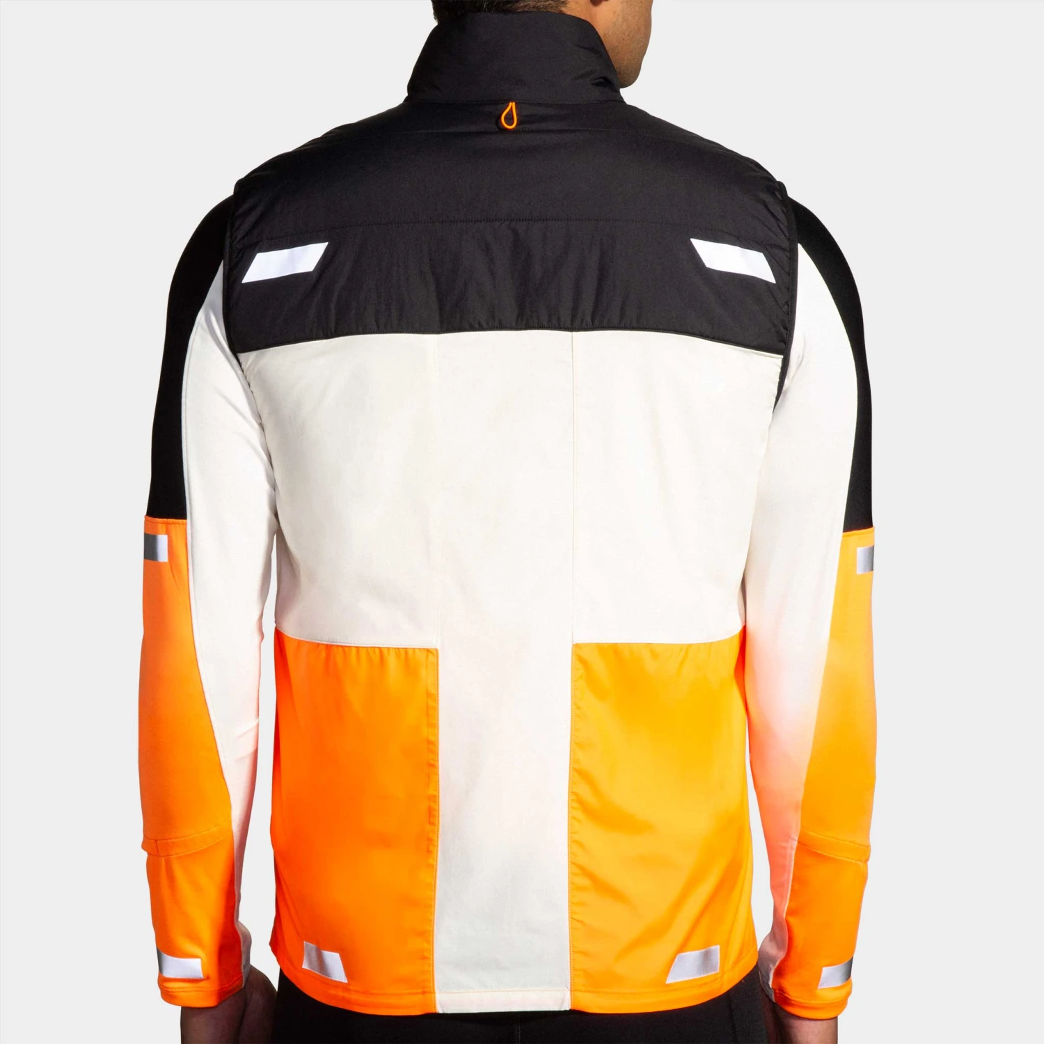 Brooks Run Visible Insulated Vest 2.0 Men's 2 Brooks Run Visible Insulated Vest 2.0 Men's - Image 2