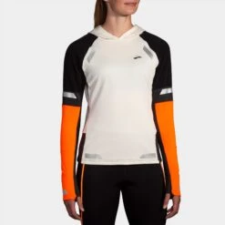 Brooks Run Visible Notch Thermal Hoodie 2.0 Women's