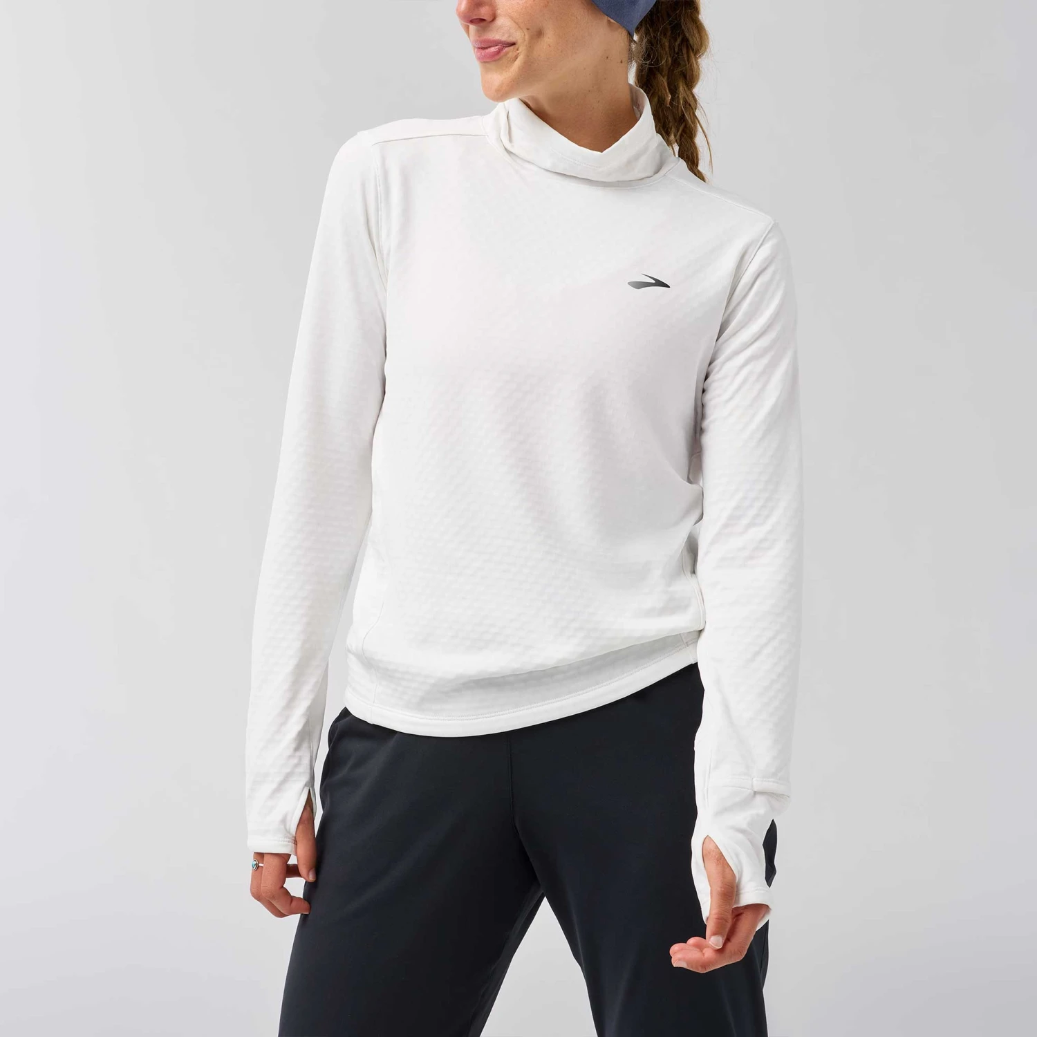 Brooks Notch Thermal Long Sleeve 3.0 Women's 3 Brooks Notch Thermal Long Sleeve 3.0 Women's - Image 3